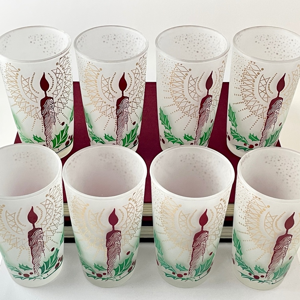 Holiday Drinks! Vintage Christmas Frosted Glasses Set (8) | MCM Drink Ware
